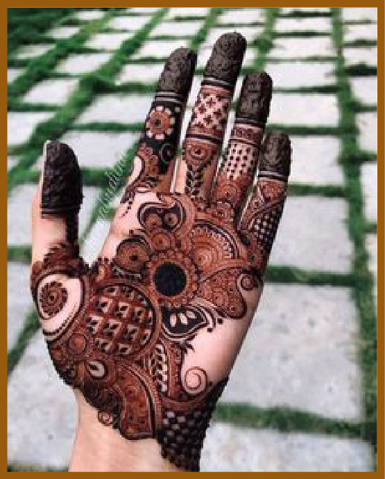 Decorative Swirl Clouds In Royal Front Hand Mehndi Design